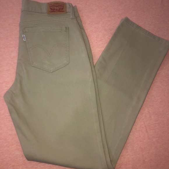 Women’s tan 505 original Levi’s - Picture 2 of 6
